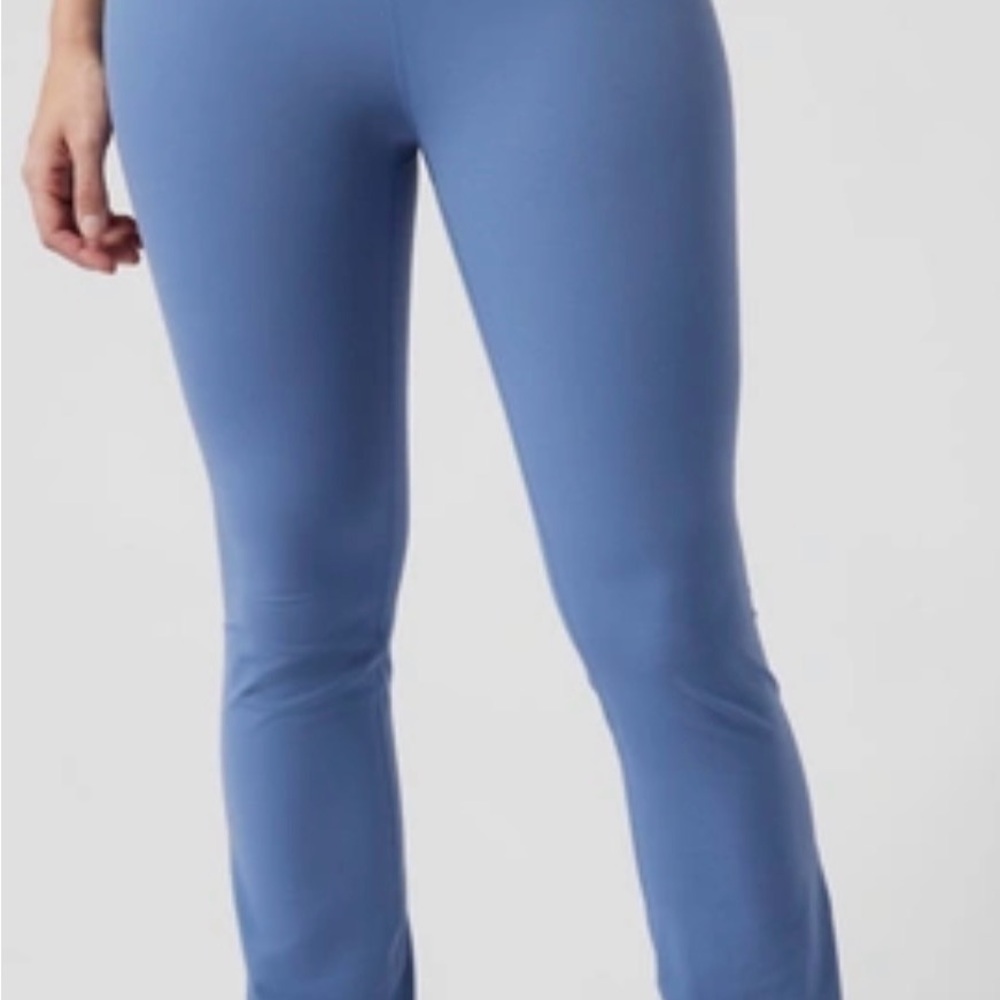 Athleta Elation Straight Leg Pants Leggings